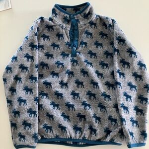 Moose print fleece, size 7 for little kids, blue moose on grey background
